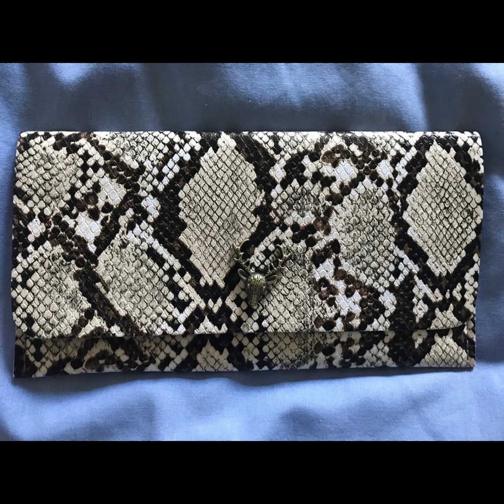 Snake skin wallet